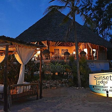 Sunset Beach Resort 와타무 외부 사진
