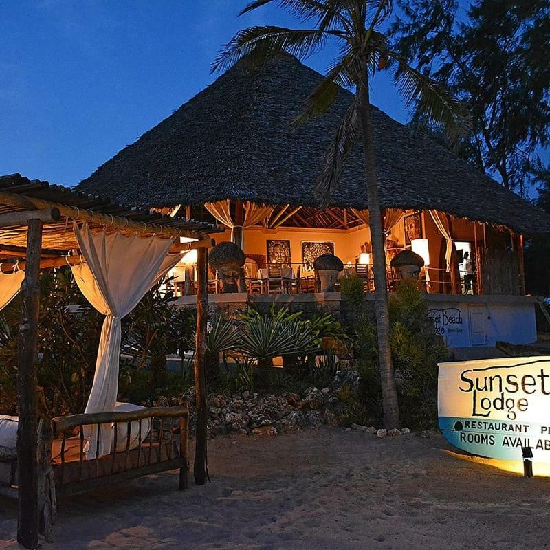 Sunset Beach Resort 와타무 외부 사진